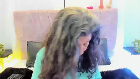 victoriaa_anderson_ online show from 03-17-26, 02:09