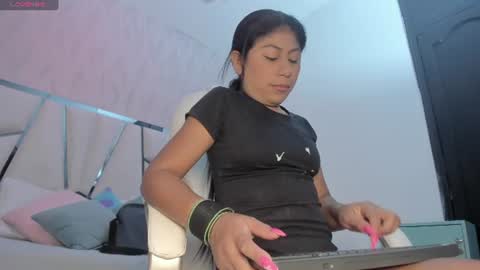 Snapshot of victoriaa_millers chatting on 07-17-26, 07:08 Victoria Sofia online show from 07-17-26, 07:08