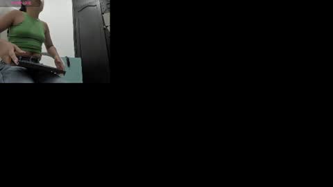 Snapshot of victoriaa_millers chatting on 07-26-26, 06:59 Victoria Sofia online show from 07-26-26, 06:59