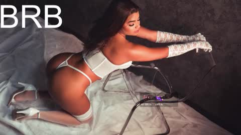 Snapshot of victoriaagray chatting on 03-18-26, 11:02 VICTORIA online show from 03-18-26, 11:02