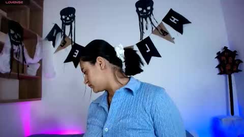 Victoria online show from 10-11-25, 11:53