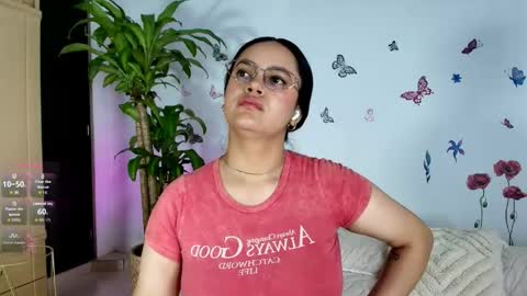 Snapshot of victoriablack_ chatting on 06-08-26, 10:04 Victoria online show from 06-08-26, 10:04