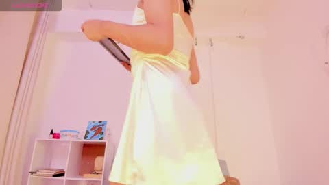 Victoria online show from 03-06-26, 10:23