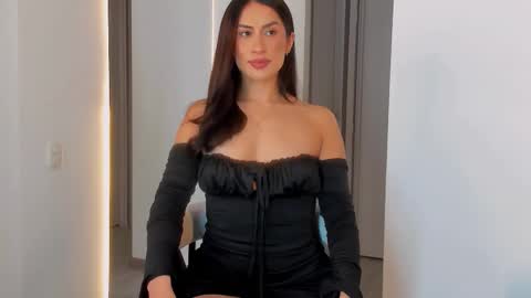 Snapshot of victoriafit7 chatting on 10-20-25, 01:17 Vcitoria online show from 10-20-25, 01:17