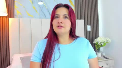 Snapshot of victoriaguzman_ chatting on 06-02-26, 05:15 Victoria online show from 06-02-26, 05:15