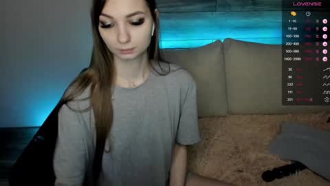 Snapshot of victoriakittty chatting on 02-08-25, 02:36 Victoria online show from 02-08-25, 02:36