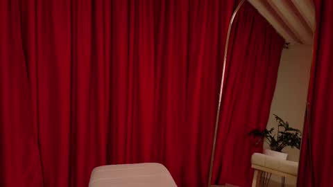 VictoriaNova online show from 03-05-26, 10:28