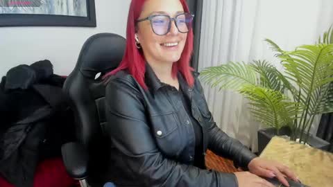 victoriapaker online show from 05-19-26, 12:22