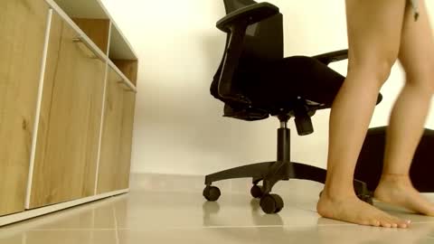 Victoria online show from 02-09-26, 07:18