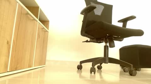 Victoria online show from 02-17-26, 04:57