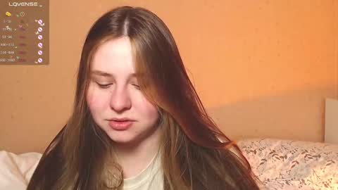 Snapshot of victoriassecrets_ chatting on 02-21-25, 08:07 victoriassecrets_ online show from 02-21-25, 08:07