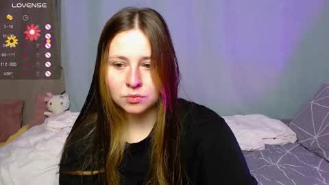 Snapshot of victoriassecrets_ chatting on 09-09-25, 07:02 victoriassecrets_ online show from 09-09-25, 07:02