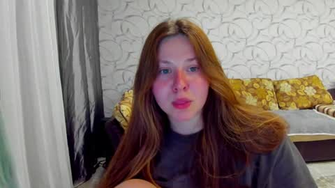 Snapshot of victoriassecrets_ chatting on 06-23-26, 06:50 victoriassecrets_ online show from 06-23-26, 06:50