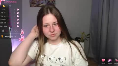 Snapshot of victoriassecrets_ chatting on 06-26-26, 08:46 victoriassecrets_ online show from 06-26-26, 08:46