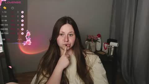 Snapshot of victoriassecrets_ chatting on 07-29-26, 04:38 victoriassecrets_ online show from 07-29-26, 04:38