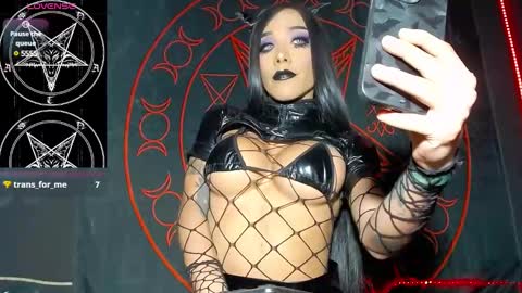 Snapshot of victoriavampire666 chatting on 03-09-25, 07:45 Victoria Vampire online show from 03-09-25, 07:45