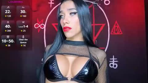 Snapshot of victoriavampire666 chatting on 12-01-25, 06:35 Victoria Vampire online show from 12-01-25, 06:35