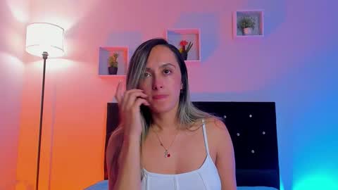 victoriia_rose_ online show from 02-03-26, 06:40