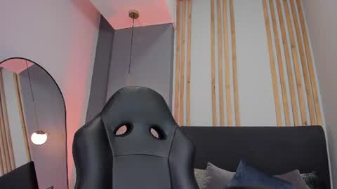 Snapshot of victoriia_vixen chatting on 07-16-26, 09:54 Victoria Vixen online show from 07-16-26, 09:54