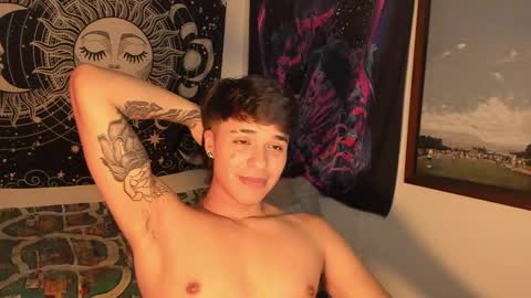 Snapshot of victorino_jhonson chatting on 12-01-24, 11:58 Victorino Jhonson online show from 12-01-24, 11:58