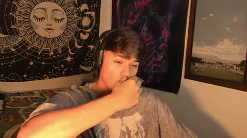 Snapshot of victorino_jhonson chatting on 12-03-24, 02:47 Victorino Jhonson online show from 12-03-24, 02:47