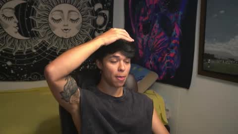 Snapshot of victorino_jhonson chatting on 10-08-25, 03:09 Victorino Jhonson online show from 10-08-25, 03:09