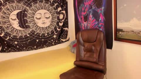 Victorino Jhonson online show from 12-01-25, 04:12