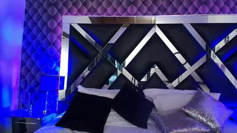 victtoria lee online show from 11-26-25, 10:33