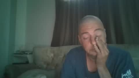 vids1977 online show from 10-26-25, 02:23