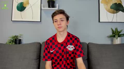 Viego Pattel online show from 11-14-25, 05:22