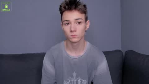 Viego Pattel online show from 11-21-25, 05:22