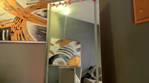 Snapshot of vienah_louis chatting on 03-03-26, 03:23 vienah_louis online show from 03-03-26, 03:23