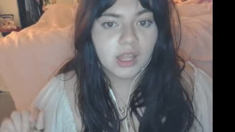 Snapshot of viennavisabelle chatting on 11-09-25, 07:28 viennavisabelle online show from 11-09-25, 07:28