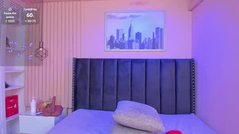 Viiolett online show from 01-12-25, 02:24