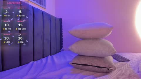 Viiolett online show from 03-12-25, 11:12