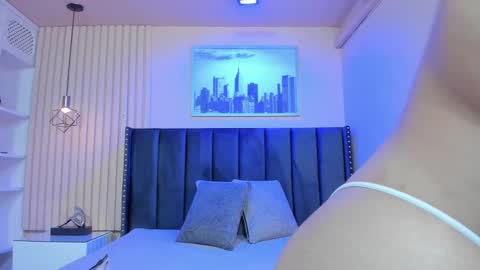 Viiolett online show from 10-21-25, 09:26