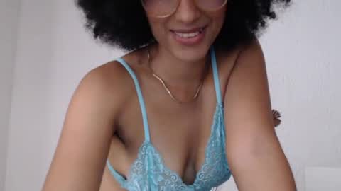 viiolettaaa online show from 07-01-26, 10:31