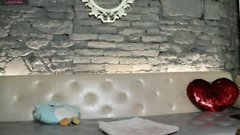 Snapshot of vijshstara chatting on 01-10-25, 11:54 VIJ online show from 01-10-25, 11:54