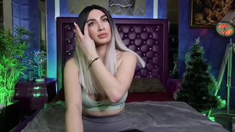Snapshot of vijshstara chatting on 01-21-25, 11:46 VIJ online show from 01-21-25, 11:46
