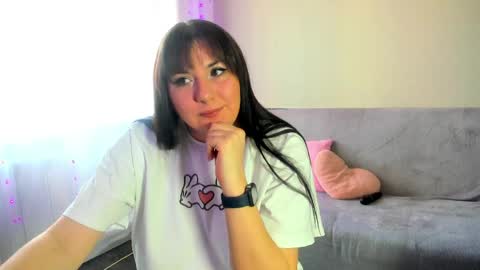 Snapshot of vik_and_love chatting on 04-29-26, 03:10 Vika online show from 04-29-26, 03:10