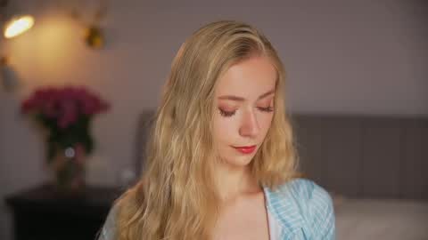 Snapshot of vika54784 chatting on 05-18-26, 04:40 vika54784 online show from 05-18-26, 04:40