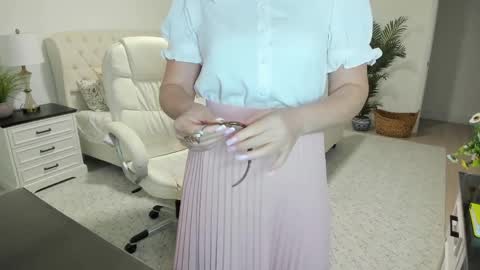 Ukrainian-woman online show from 03-27-26, 11:43