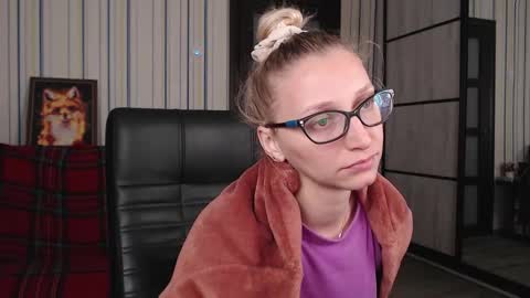 Vika online show from 09-26-25, 01:31