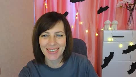 Vika online show from 10-29-25, 10:17