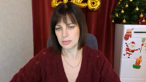 Snapshot of vikasoul chatting on 12-18-25, 10:21 Vika online show from 12-18-25, 10:21