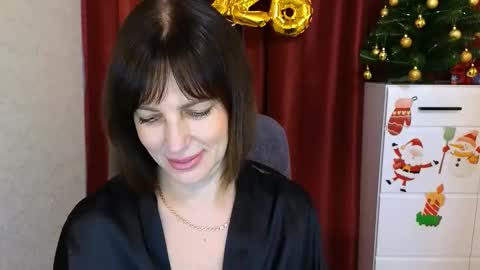 Snapshot of vikasoul chatting on 12-20-25, 10:22 Vika online show from 12-20-25, 10:22