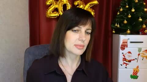 Snapshot of vikasoul chatting on 12-21-25, 11:50 Vika online show from 12-21-25, 11:50