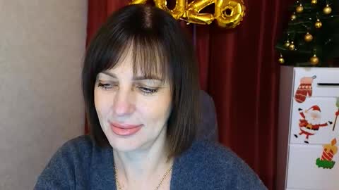 Snapshot of vikasoul chatting on 12-23-25, 10:35 Vika online show from 12-23-25, 10:35