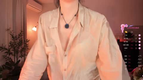 Viki Bellson online show from 10-12-25, 06:51