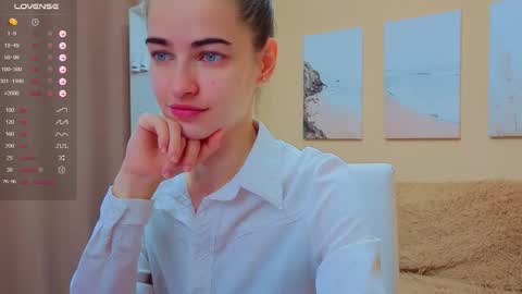 vikiberry online show from 10-12-25, 04:22